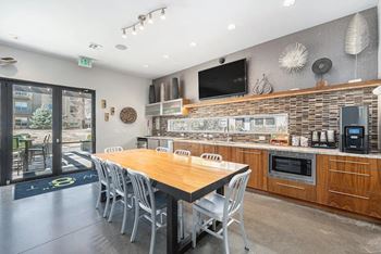 Coffee bar